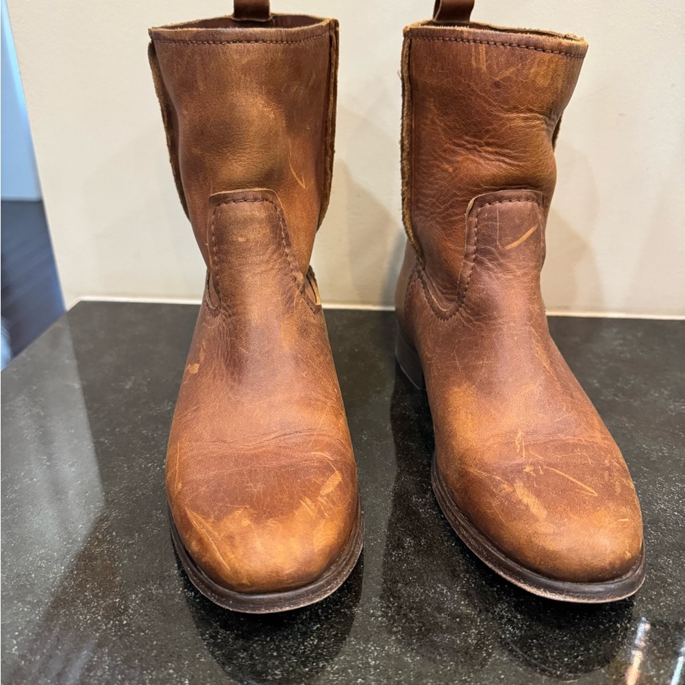 Ladies Frye leather Brown Leather Boots
